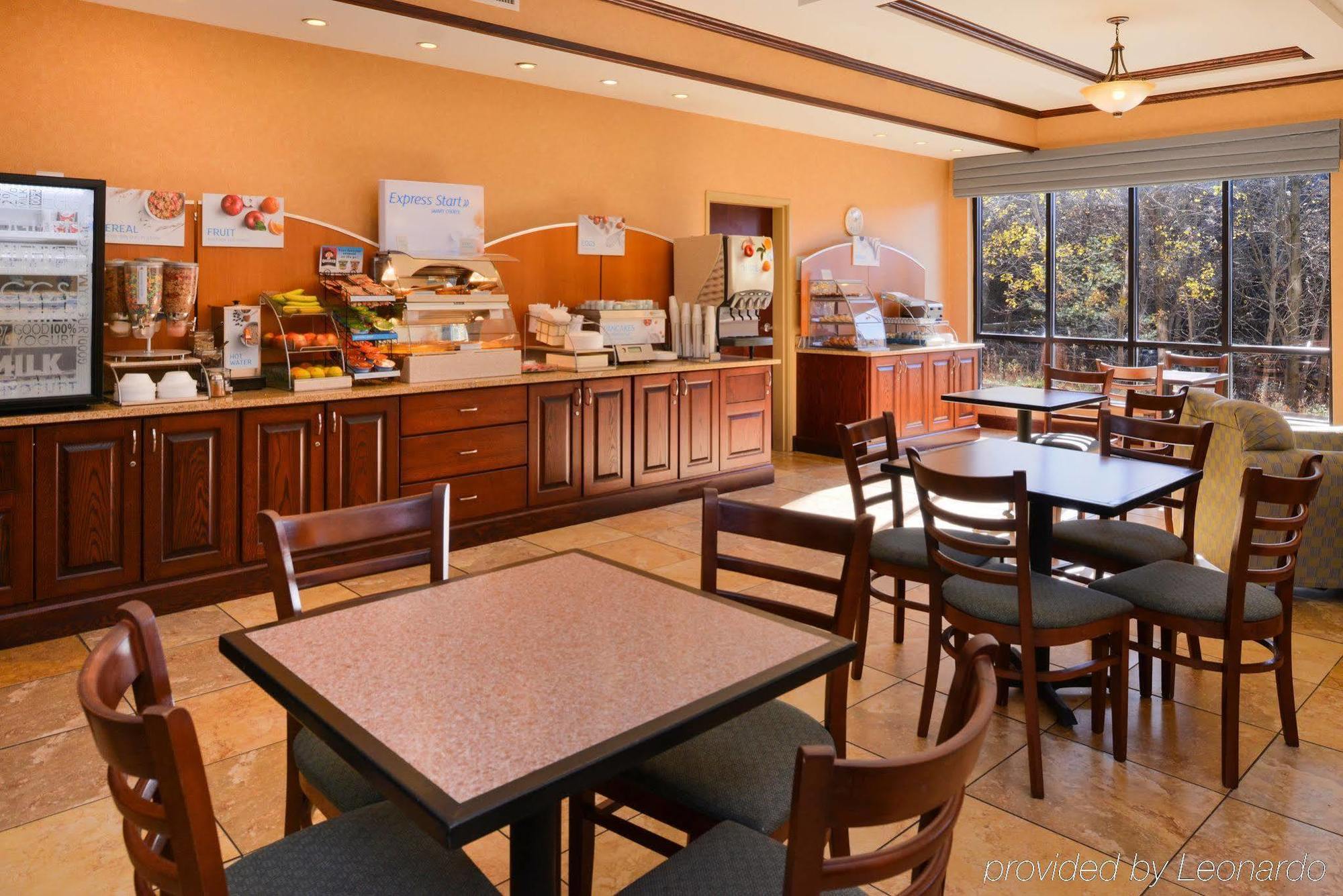Holiday Inn Express & Suites White Haven - Poconos By Ihg Bagian luar foto