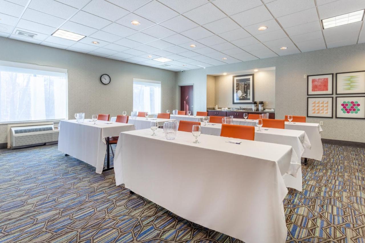 Holiday Inn Express & Suites White Haven - Poconos By Ihg Bagian luar foto